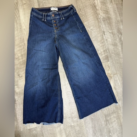 We The Free Wide-Leg Blue Jeans Size 26 - Picture 1 of 7